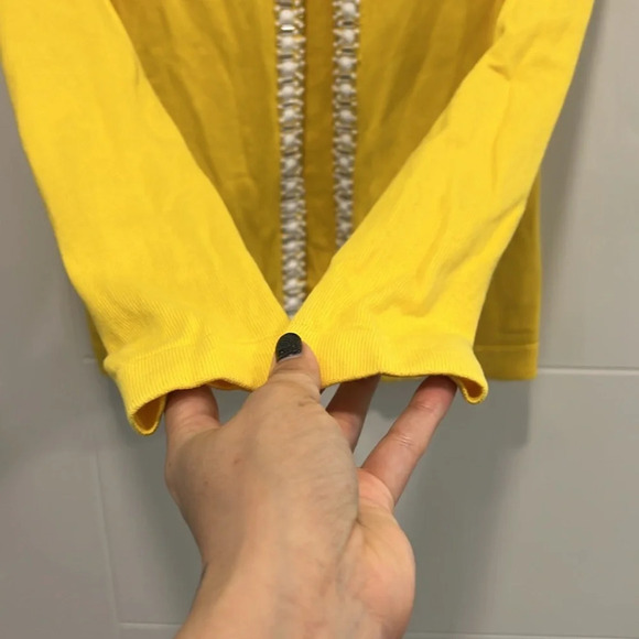 🇺🇸 Banana republic yellow beaded cardigan size small - Picture 5 of 8